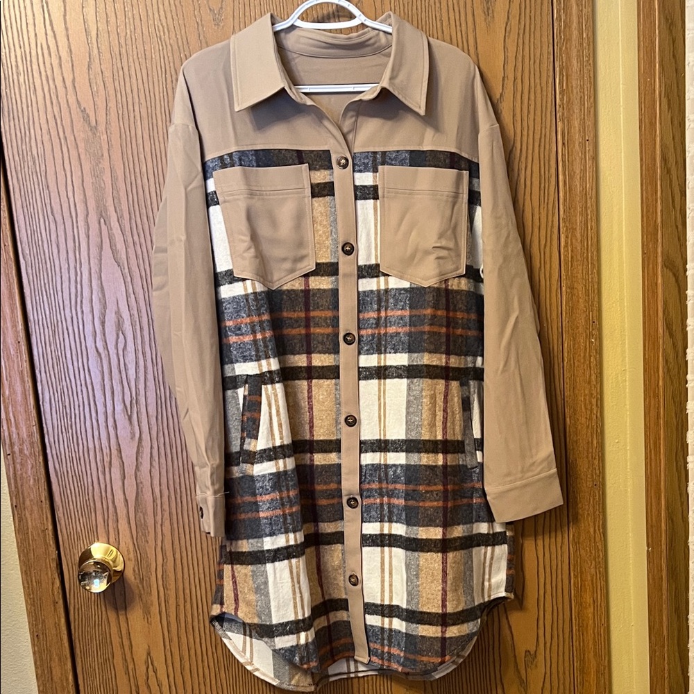 New Plaid Button-Up Women's Jacket
